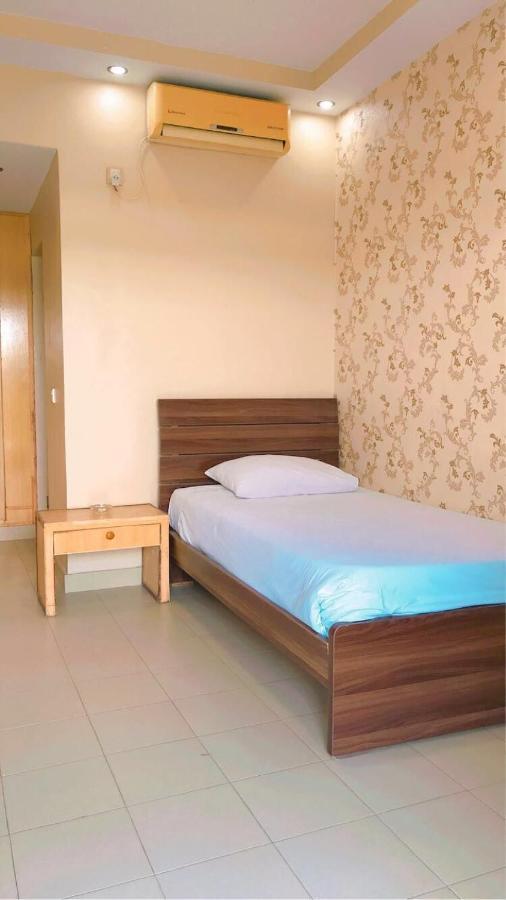 Airport Hotel Karachi Exterior foto